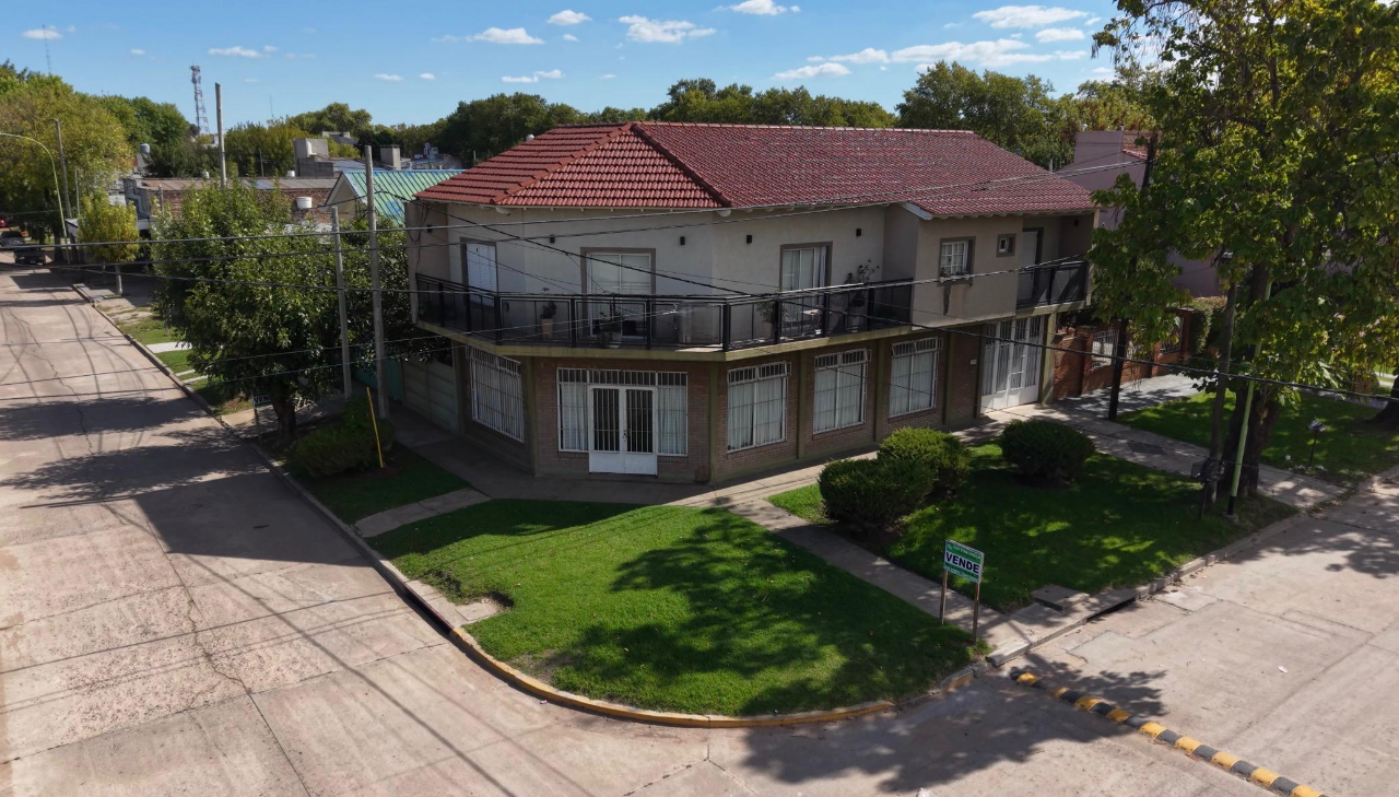 Importante esquina a la venta | Av. San Martín y Frocham